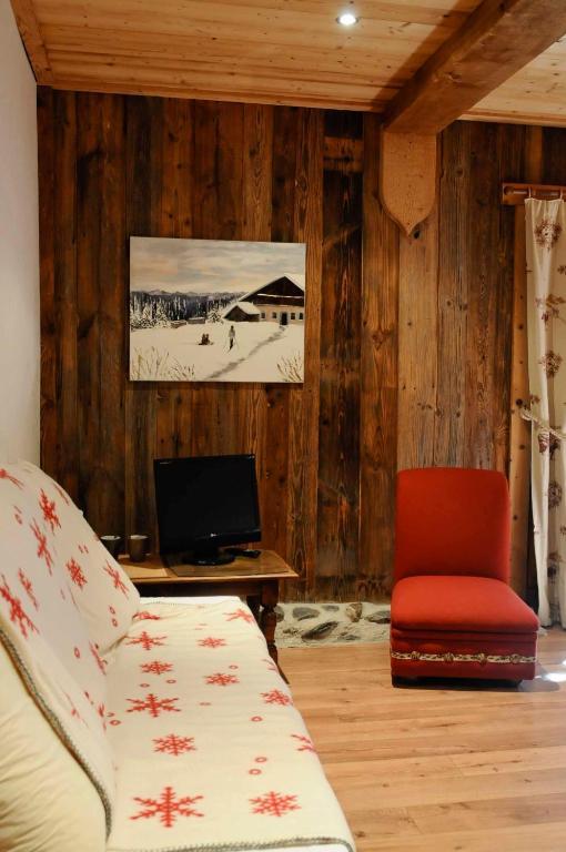Bed and Breakfast La Ferme d'Emilienne Sallanches Zimmer foto