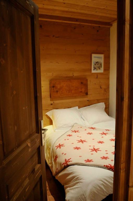 Bed and Breakfast La Ferme d'Emilienne Sallanches Zimmer foto